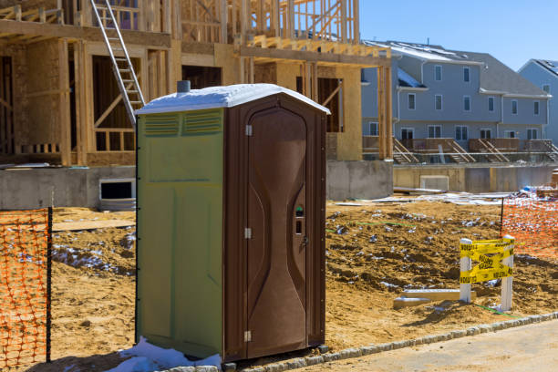Best Portable restroom trailer rental  in Newtown Grant, PA